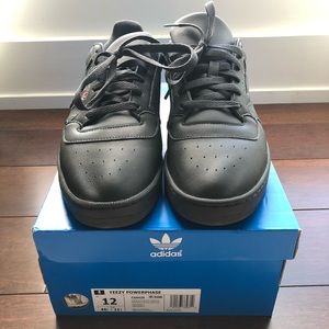 Men’s Yeezy Powerphase